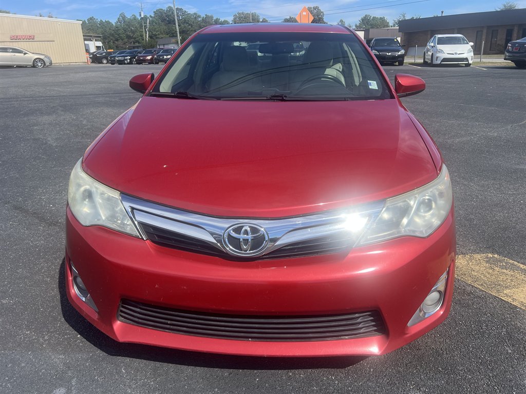 2012 Toyota Camry XLE's photo